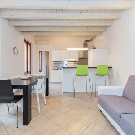 Trilocale Rua Sovera 85 - F&L Aparment Brescia Exterior photo