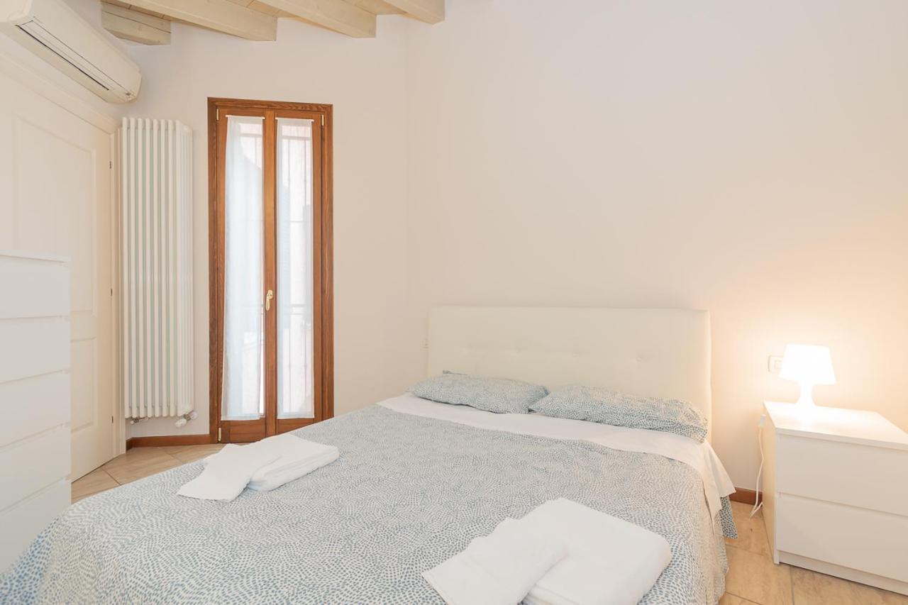 Trilocale Rua Sovera 85 - F&L Aparment Brescia Exterior photo