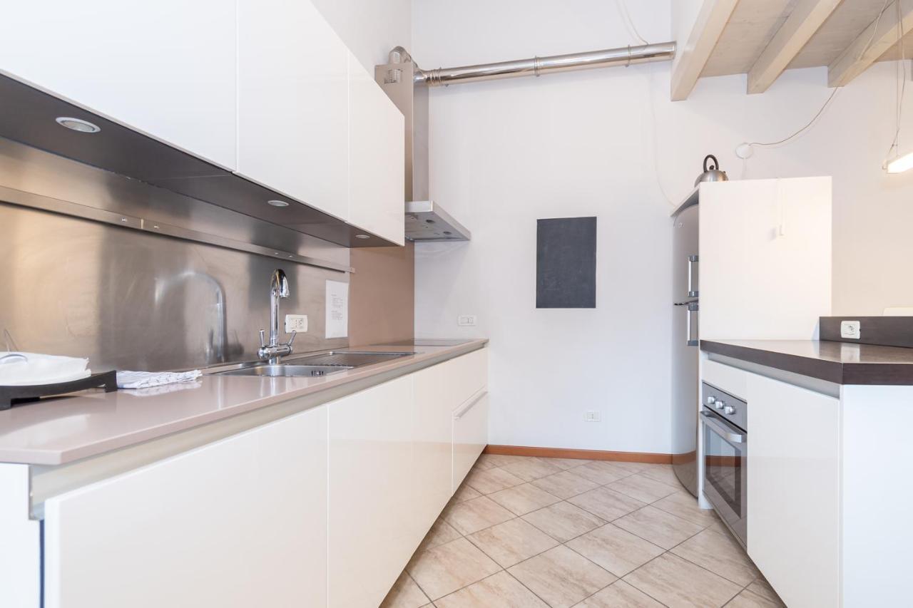 Trilocale Rua Sovera 85 - F&L Aparment Brescia Exterior photo