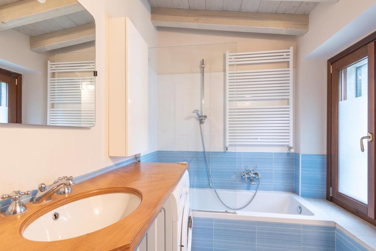 Trilocale Rua Sovera 85 - F&L Aparment Brescia Exterior photo